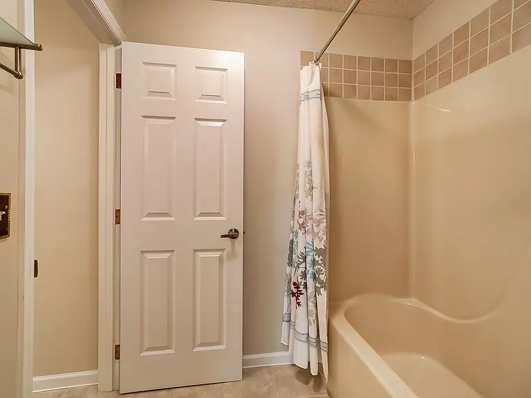 9728 Timberview Ct #10 — Photo 30