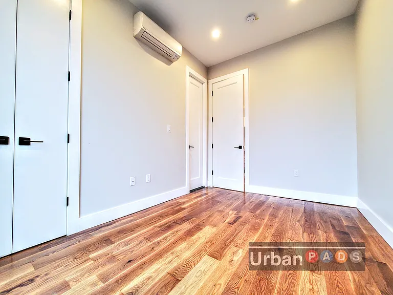698 Flushing Ave #2R — Photo 7