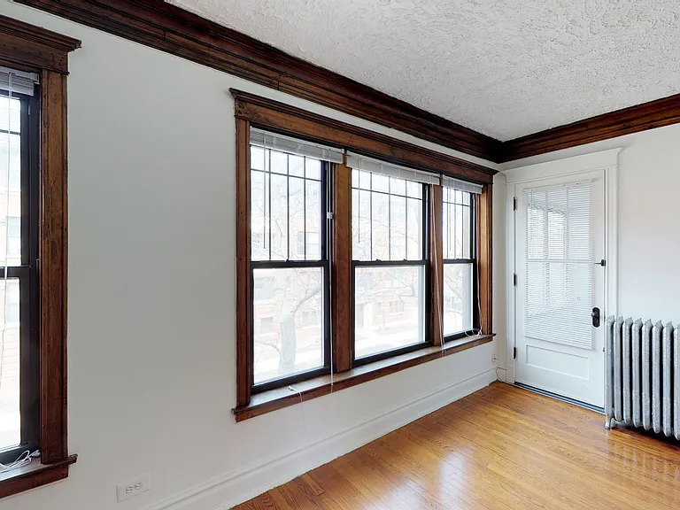 Dining/Living room