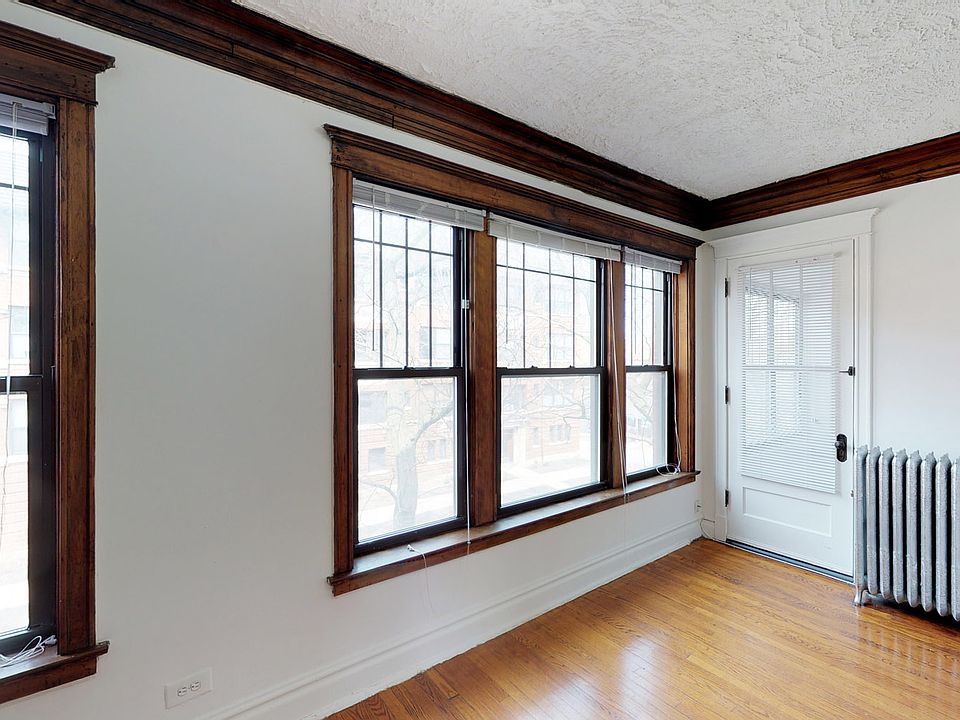 Dining/Living room