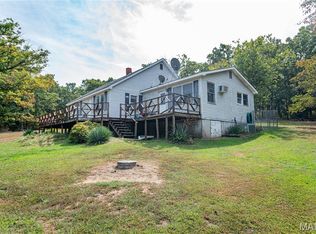 460 Long Spring Rd, Steelville, MO 65565