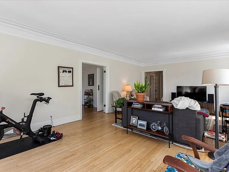5331 S Cornell Ave #3 — Photo 7