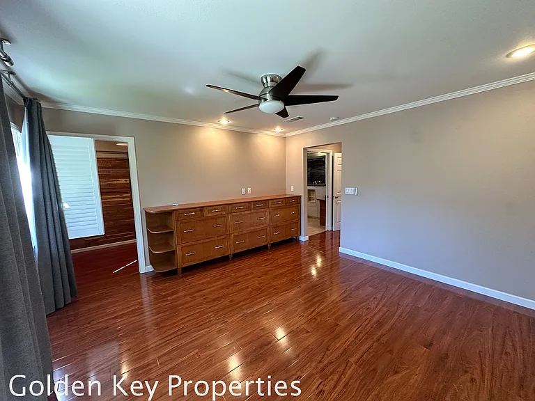 3577 Mira Pacific Dr — Photo 17