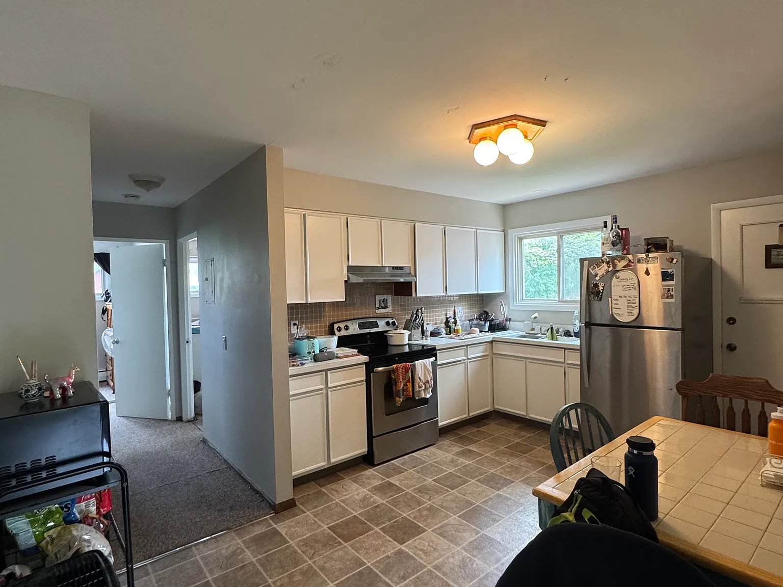 2 bed, 900 sqft, $1,650 — Photo 3