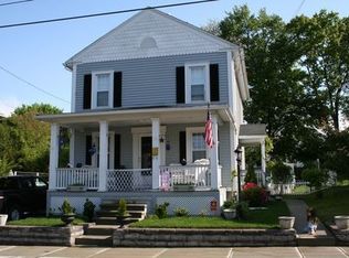 8 Gardners Ln, Ansonia, CT 06401