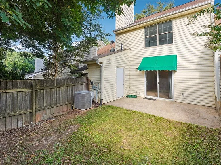 1070 Travelers Trl NW — Photo 19