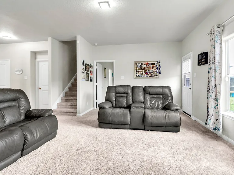 6639 Luckey Pne — Photo 21