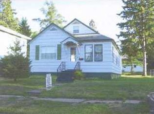 215 E Ridge St, Ironwood, MI 49938