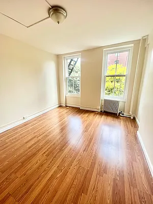 Rented by Oxford Property Group | media 2