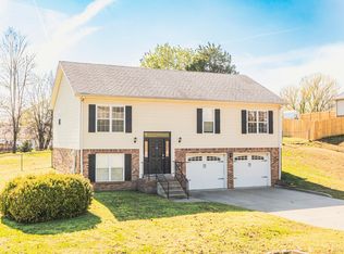 524 Barney Ln, Clarksville, TN 37042