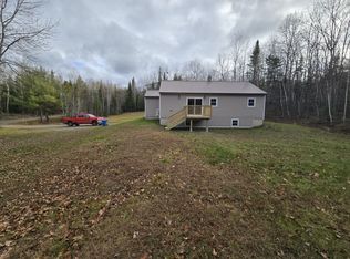 214 Lindsey Rd, Newburgh, ME 04444