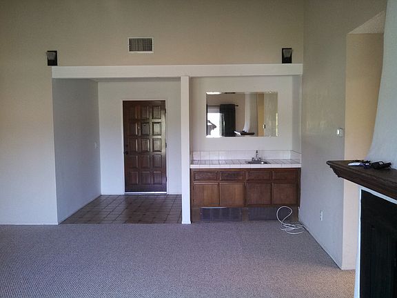 3rd image of 1109 Miramonte Gln