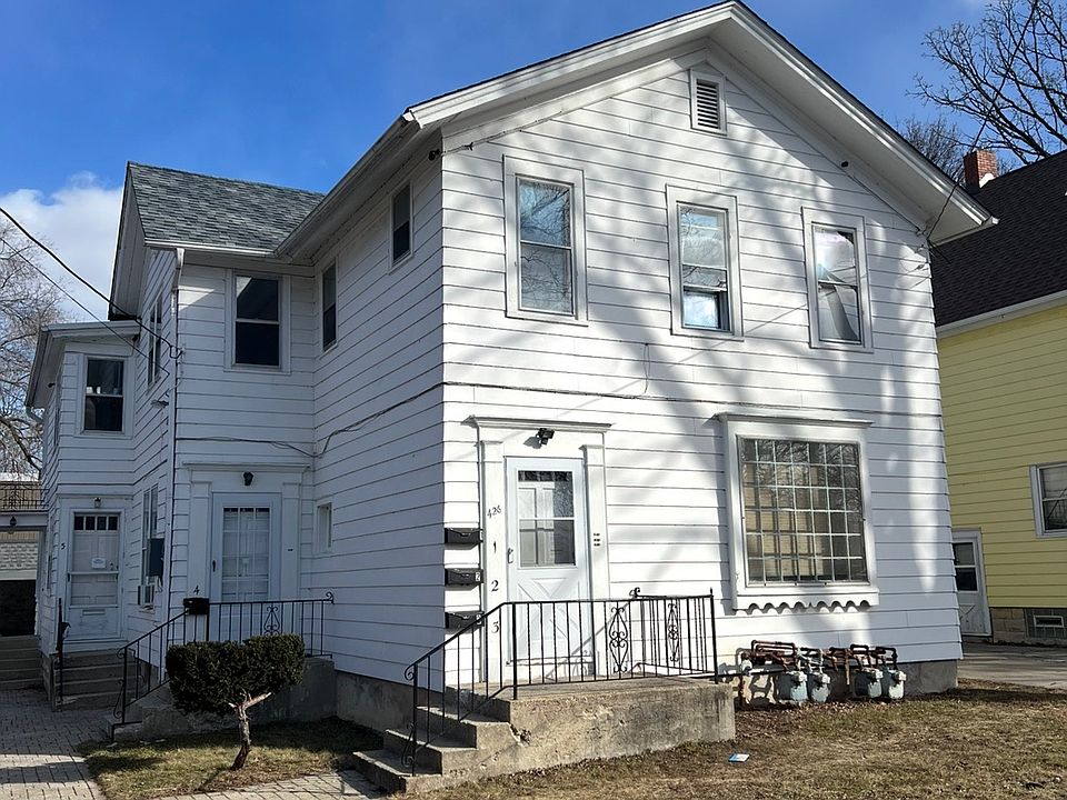 1st image of 426 E Benton St APT 1