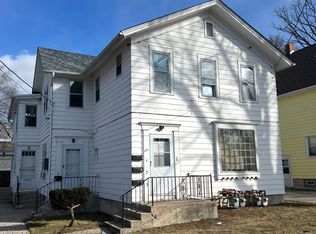 426 E Benton St APT 1, Aurora, IL 60505