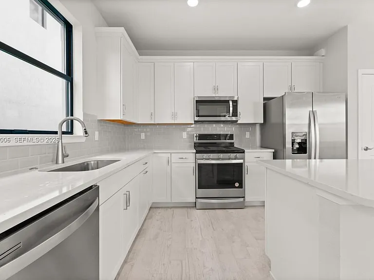 4492 Tacoma Park Dr — Photo 7