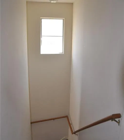 609 E 49th St #A — Photo 17