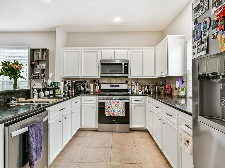 1715 Stuart St — Photo 11