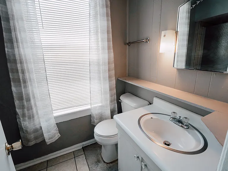 9230 Reading Rd #8 — Photo 9