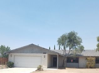 13890 Rincon Rd, Apple Valley, CA 92307