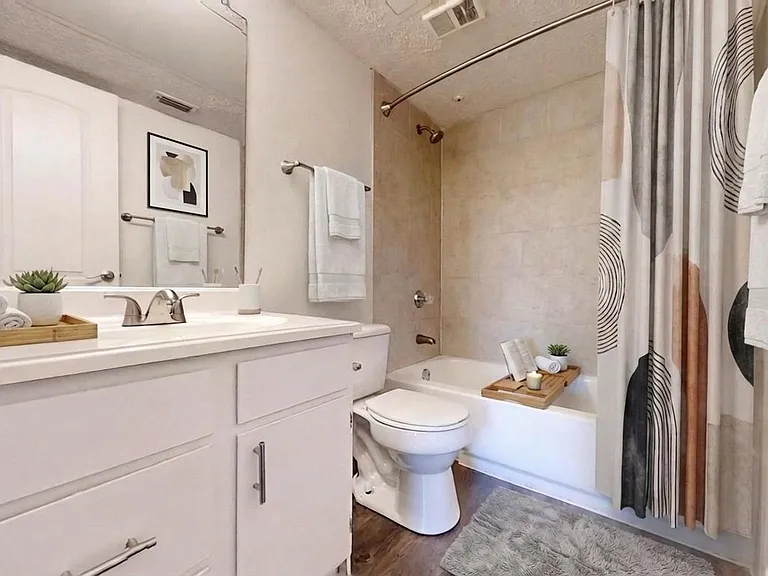 Avalon Apartments — Photo 46