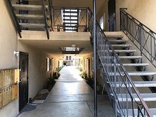 1st image of 729 N Park Ave #17842530