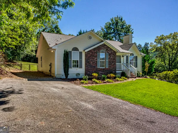 110 Maple St, Clayton, GA 30525