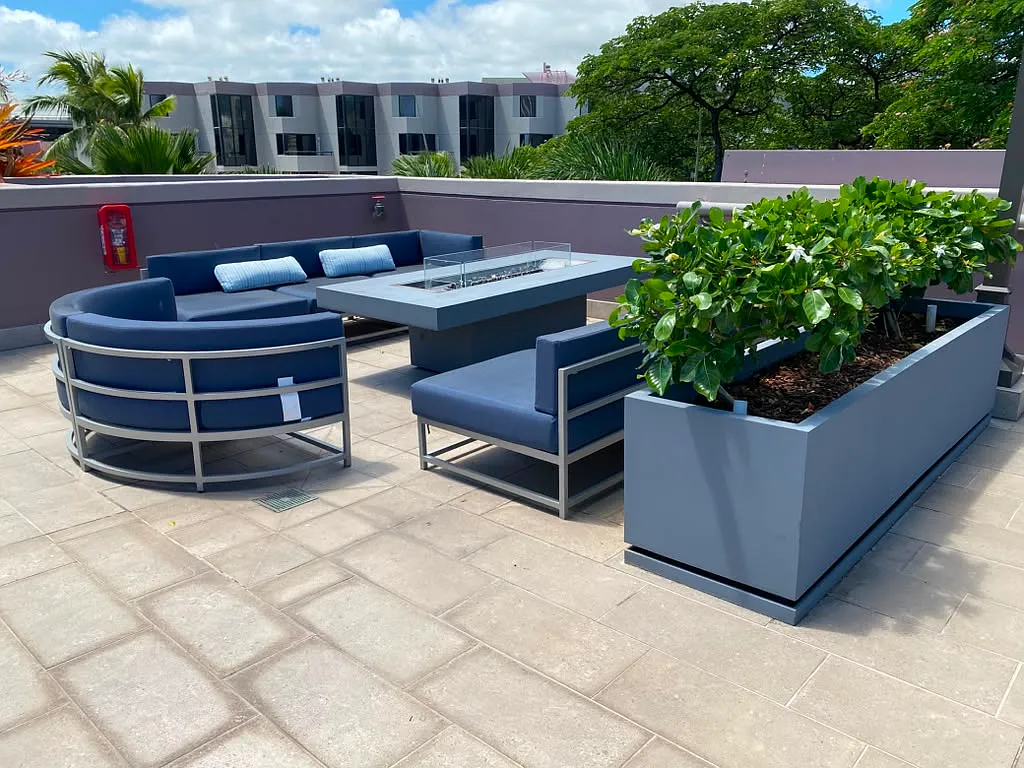 1 bed, 934 sqft, $3,300 — Photo 3