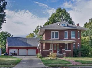 5 W Elm St, Alton, IL 62002