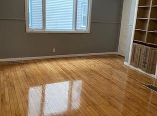 62 School St #1R, Fall River, MA 02720