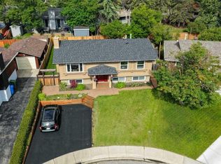 623 E Cantrell Pl SW, Calgary, AB T2W 2E5