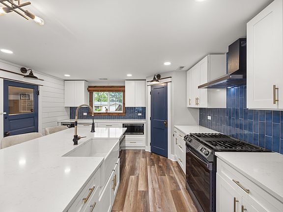 4th image of 16430 S 89th Avenue