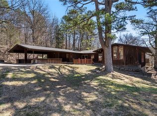 15194 S Whitehouse Rd, Winslow, AR 72959