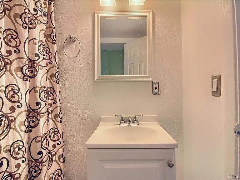 3071 S Hobart Way — Photo 35