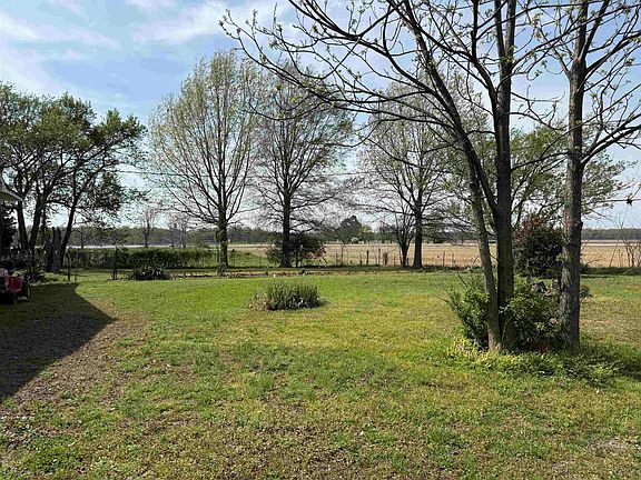 3rd image of 147 County Road 239