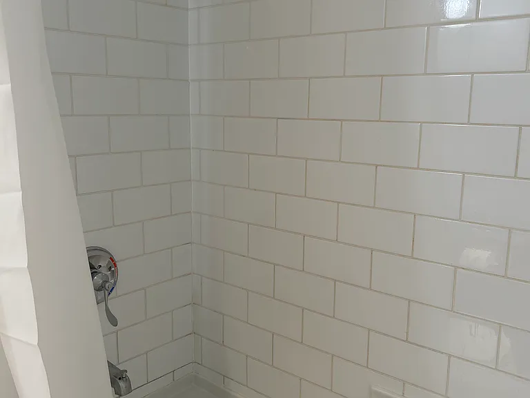 Swift St — Photo 19