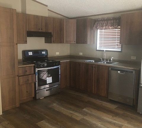 3rd image of 2222 E 8th St Lot 74