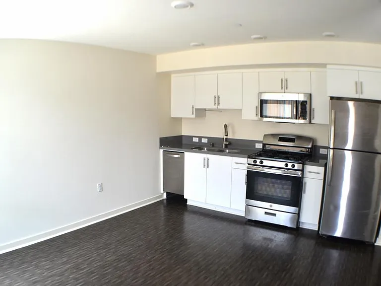 21721 Moneta Ave #103 — Photo 4