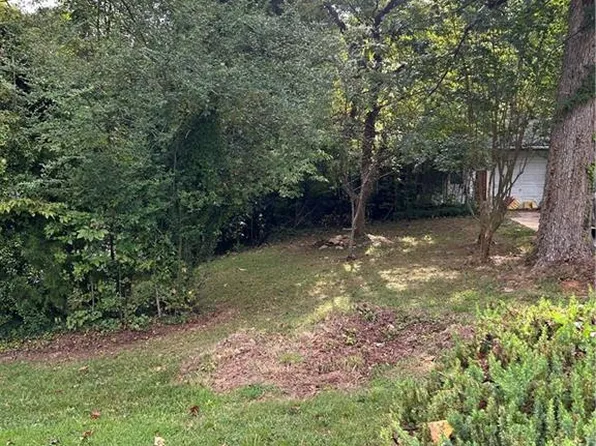 1110 Lakeshore Dr, Gainesville, GA 30501