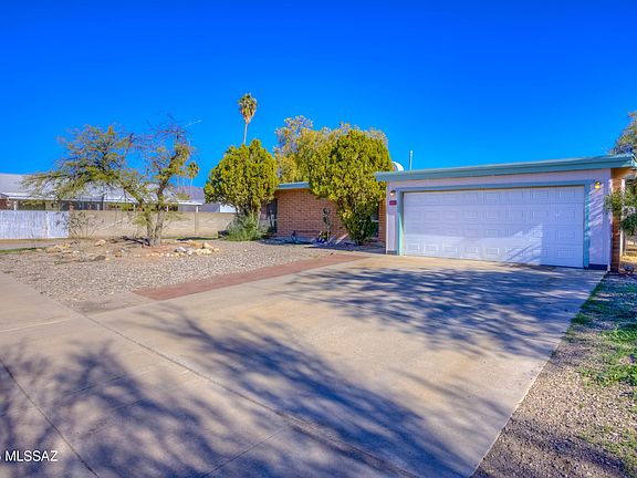 3rd image of 1508 N Sarnoff Dr