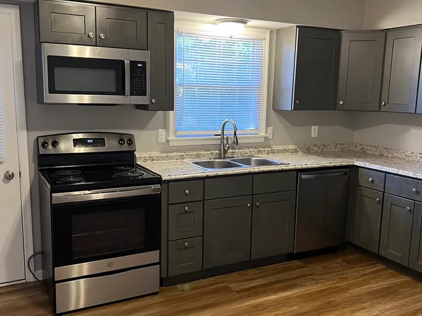 122 E Coover St APT B, Mechanicsburg, PA 17055