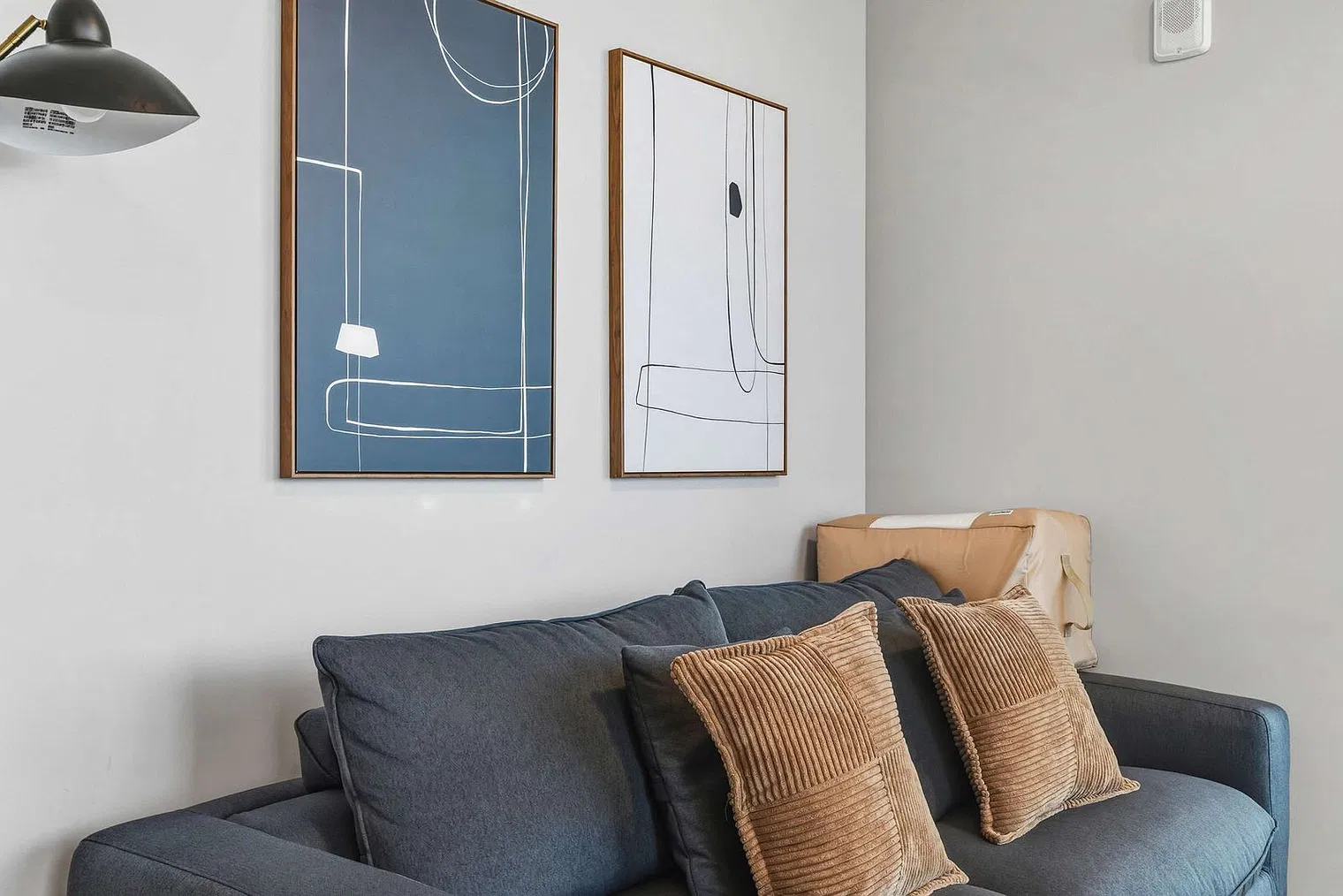 2 bed, 2.0 bath, 828 sqft, $7,862 — Photo 4