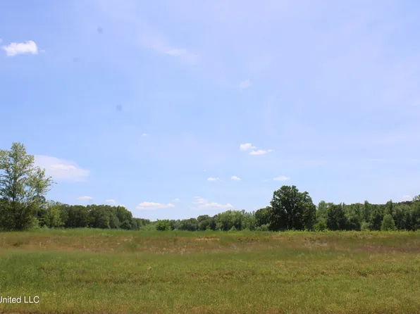 14992 Fairview Rd #1, Byhalia, MS 38611