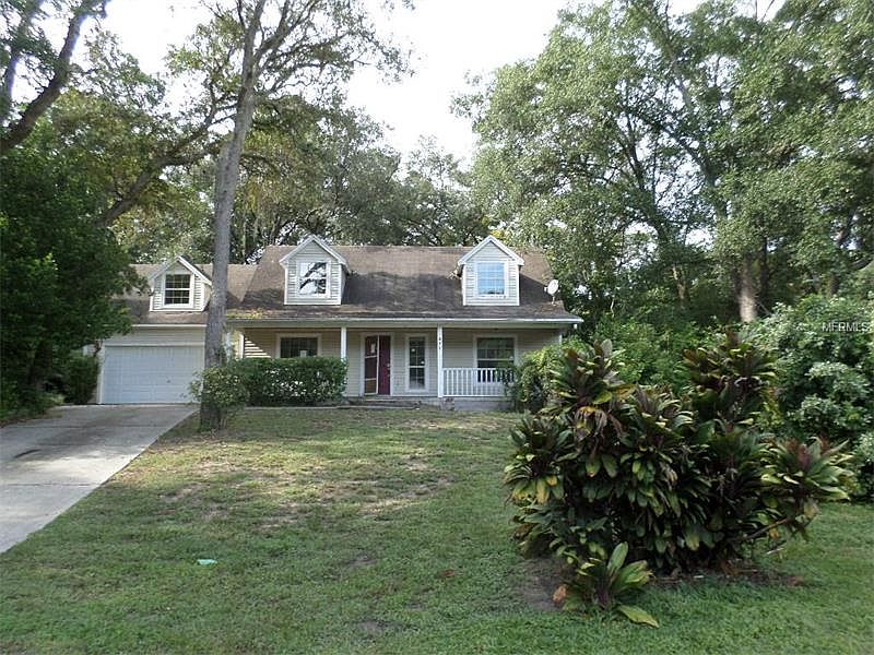 1st image of 371 S Cobble Ct