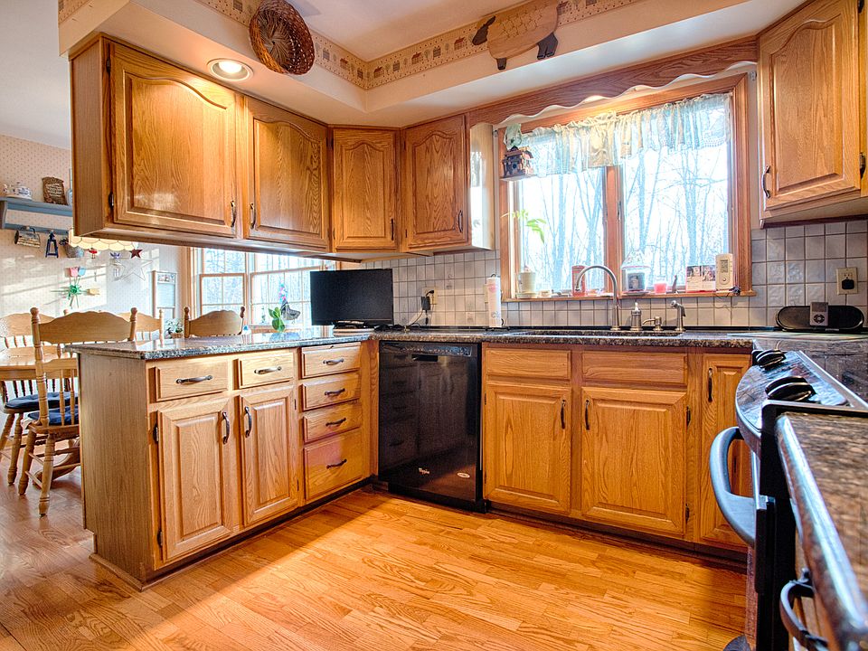 48 Chris Ct, Bangor, PA 18013 Zillow