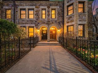 324 Tappan St #PENTHOUSE, Brookline, MA 02445