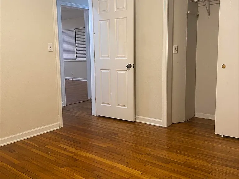 1240 E Jordan St — Photo 17