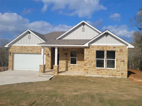 185 Nuuanu Ln, Bastrop, TX 78602