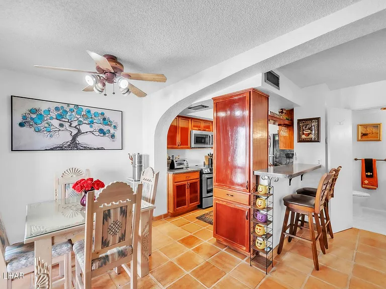 1838 Montana Vis #C — Photo 7