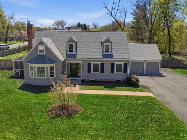 106 Springfield St, Wilbraham, MA 01095