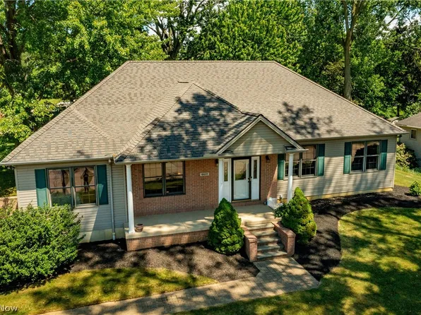 6621 Allandale Dr, Amherst, OH 44001